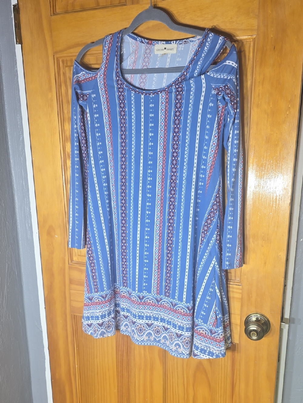 Derek Heart Blue Striped Cold-Shoulder Long Sleeve Dress with Red Accents Size S